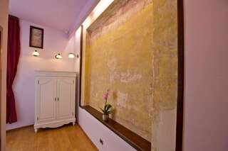 Гостевой дом Casa Reims Брашов Улучшенный двухместный номер с 1 кроватью и видом на горы-3